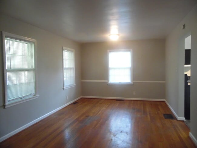 2492 Southview Dr in Lexington, KY - Building Photo - Building Photo