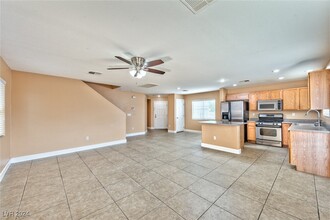 6521 Mandarin Zest Ct in Las Vegas, NV - Building Photo - Building Photo