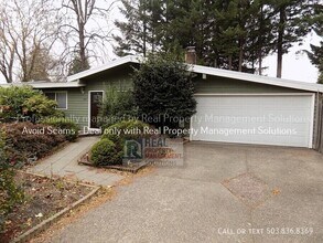 3885 SW 102nd Ave in Beaverton, OR - Building Photo - Building Photo