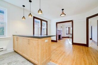 18 Golfdale Rd in Toronto, ON - Building Photo - Building Photo