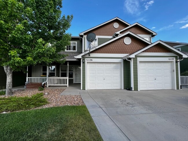 property at 721 Waterglen Dr