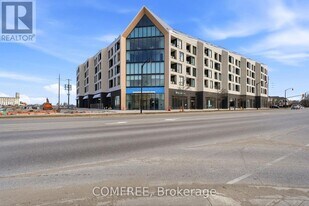 31 Huron St in Collingwood, ON - Building Photo