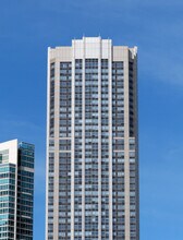 The Residences at River East in Chicago, IL - Building Photo - Building Photo