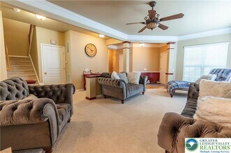 1828 Majestic Dr in Orefield, PA - Building Photo - Building Photo
