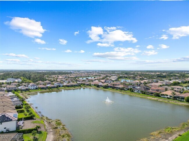 9374 Foxglove Ln in Naples, FL - Building Photo - Building Photo