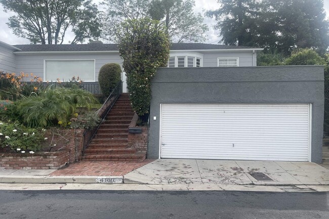 property at 4160 Holly Knoll Dr