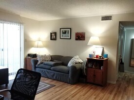 1527 Lincoln Way, Unit 103 in McLean, VA - Building Photo