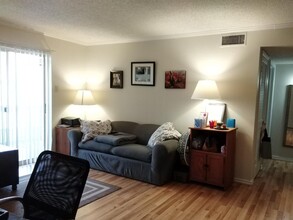 1527 Lincoln Way, Unit 103 in McLean, VA - Building Photo - Building Photo