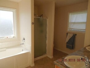 1489 E 15th N in Mountain Home, ID - Building Photo - Building Photo
