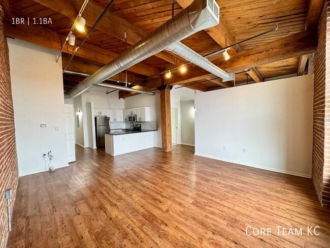 202 W 5th St in Kansas City, MO - Building Photo - Building Photo