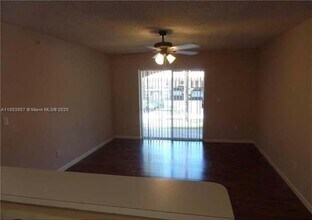 5550 NW 61st St in Coconut Creek, FL - Building Photo - Building Photo