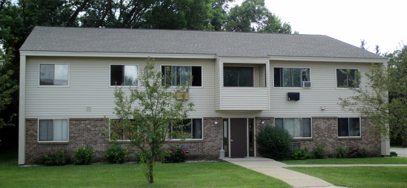 Miltona Apartments in Miltona, MN - Building Photo