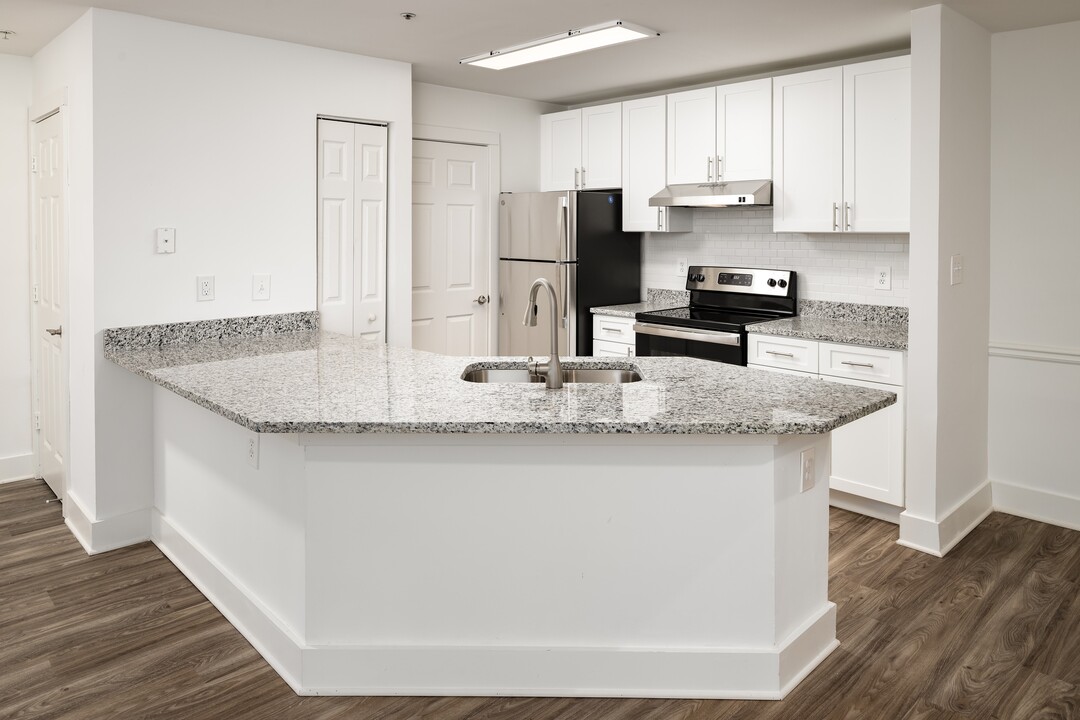 Wesley St. Claire Apartments at Lawrenceville in Lawrenceville, GA - Building Photo