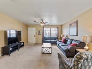 5143 Roth Forest Ln in Spring, TX - Building Photo - Building Photo