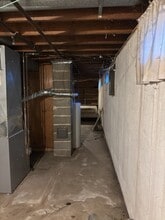 2221 Shelly Dr in Rockford, IL - Building Photo - Building Photo