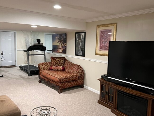 property at 241 W 31st St