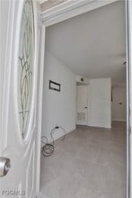 305 Bougainvillea Rd W in Lehigh Acres, FL - Foto de edificio - Building Photo