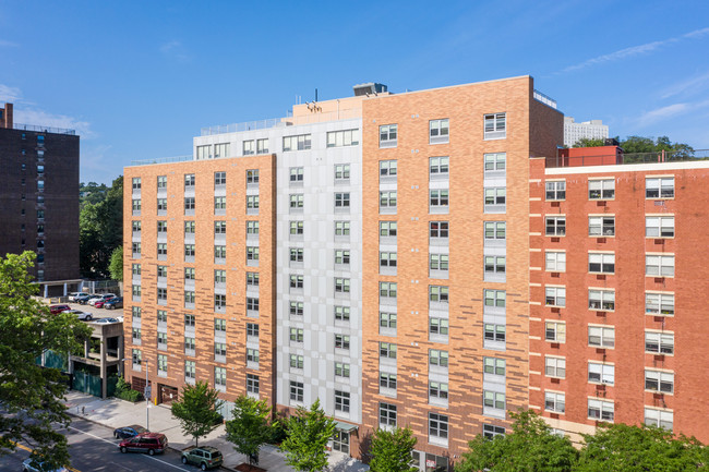 Van Cortlandt Green in Bronx, NY - Building Photo - Building Photo