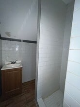 176 Garfield Ave, Unit 3 in Jersey City, NJ - Foto de edificio - Building Photo