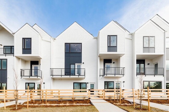 property at 1198 S Reed Way