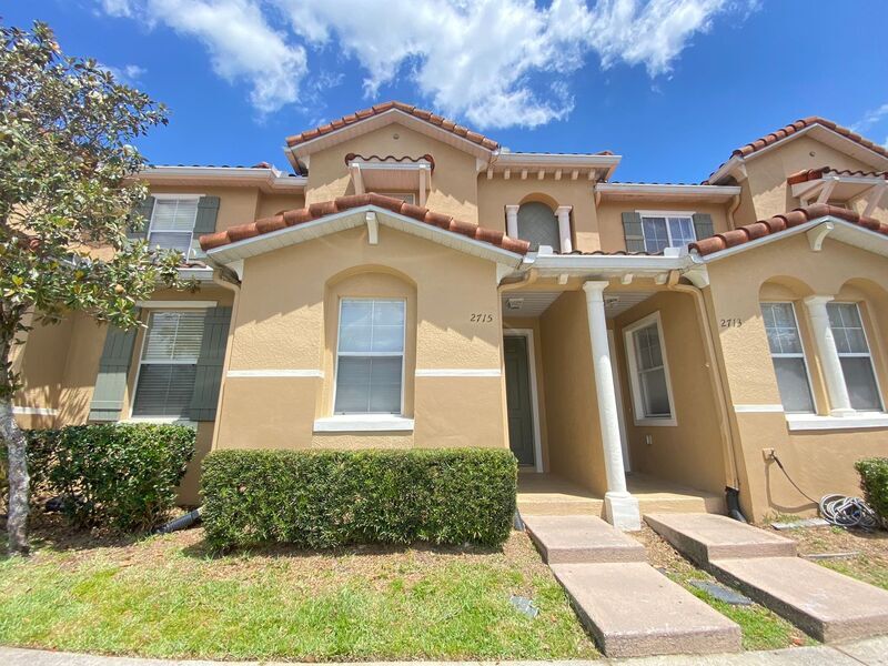 2715 Andros Ln in Kissimmee, FL - Building Photo