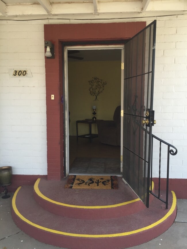300 S Iron St in Deming, NM - Building Photo - Building Photo
