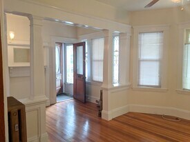 19 Leonard St, Unit 1 in Somerville, MA - Building Photo