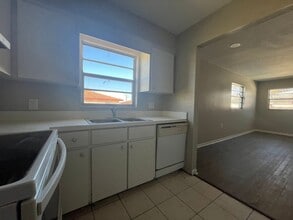 1712 W House St in Plant City, FL - Building Photo - Building Photo