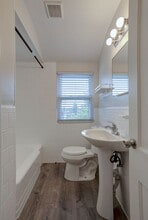 1929 E Belvedere Ave in Baltimore, MD - Building Photo - Building Photo