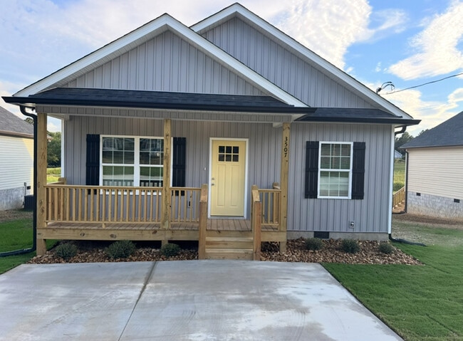 property at 3507 Reed Rd