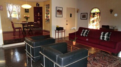 3253 La Clede Ave in Los Angeles, CA - Building Photo - Building Photo