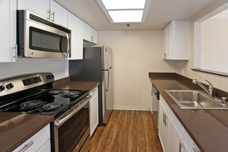 The Pointe Apartment Homes in Fairfield, CA - Building Photo - Building Photo