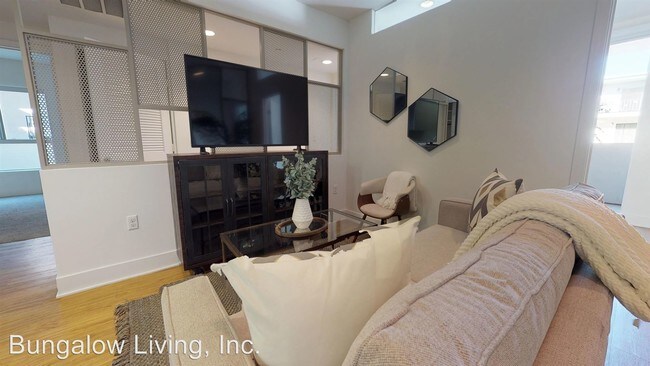 1411 Barry Ave-Unit -#207 in Los Angeles, CA - Building Photo - Building Photo