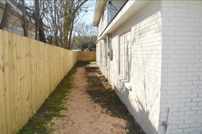 property at 3007 Grovey St