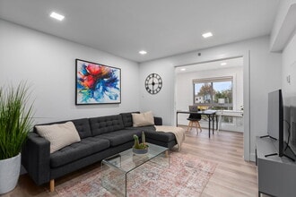 University Square in St. Louis, MO - Building Photo - Building Photo