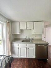 394 Main St, Unit 394B Main St in South Berwick, ME - Building Photo - Building Photo