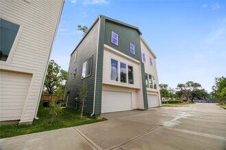 1046 Marjorie St in Houston, TX - Building Photo - Building Photo