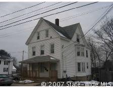 3 Chestnut St in Westerly, RI - Building Photo