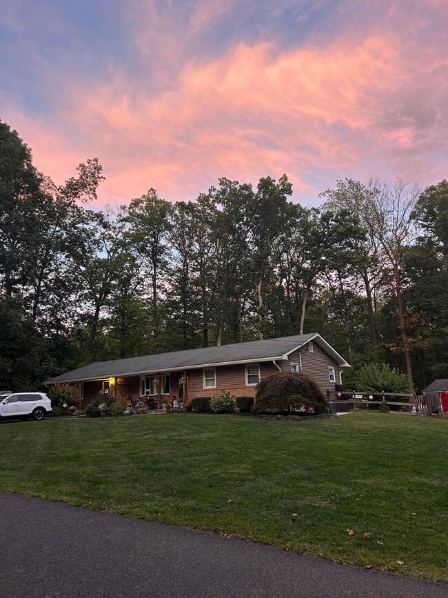 property at 2043 Quarry Rd