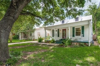 2206 Iva Ln in Austin, TX - Building Photo - Building Photo