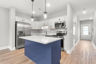 504 Jonathan Wade Cir in Clarksville, TN - Building Photo - Building Photo