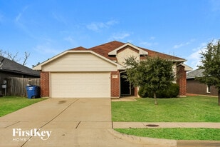 927 Ranch Rd in Dallas, TX - Building Photo