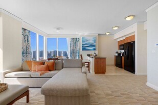 18001 Collins Ave, Unit SI ID1227546P in Sunny Isles Beach, FL - Building Photo