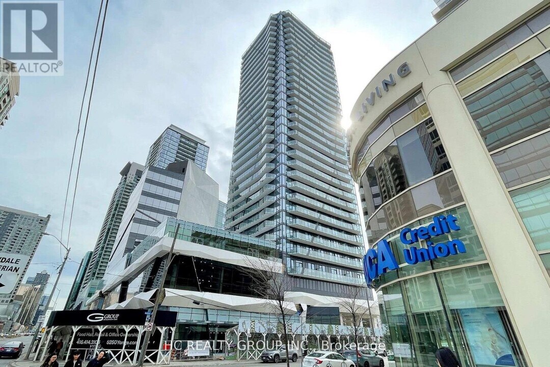 15-LPH15 Ellerslie Ave in Toronto, ON - Building Photo