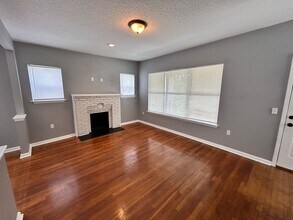 1070 Day Ave in Jacksonville, FL - Building Photo - Building Photo