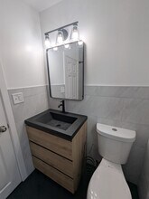 125 Lockart Plaza in Philadelphia, PA - Building Photo - Building Photo