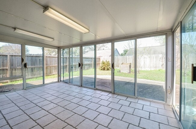 17518 Autumn Trails Ln