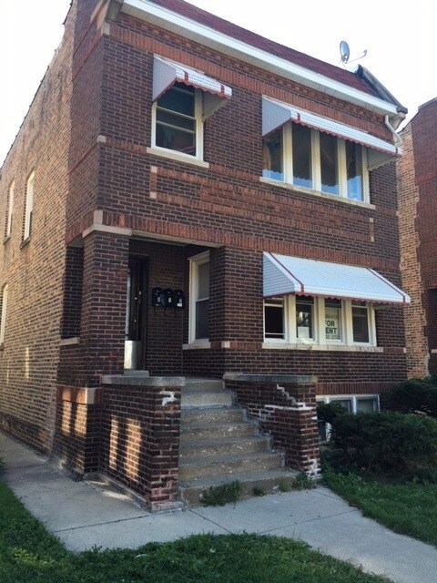 1913 Scoville Ave, Unit 1 in Berwyn, IL - Foto de edificio