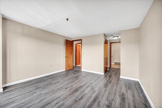 107 Putter Dr in Wallingford, CT - Building Photo - Building Photo