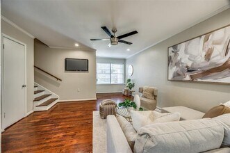 5010 N Hall St in Dallas, TX - Building Photo - Building Photo